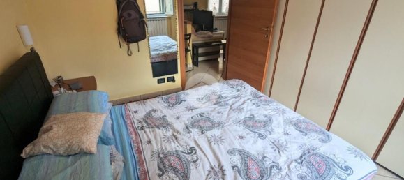 3-Zimmer Wohnung in Genoa, Italy, Nr. 86711 8