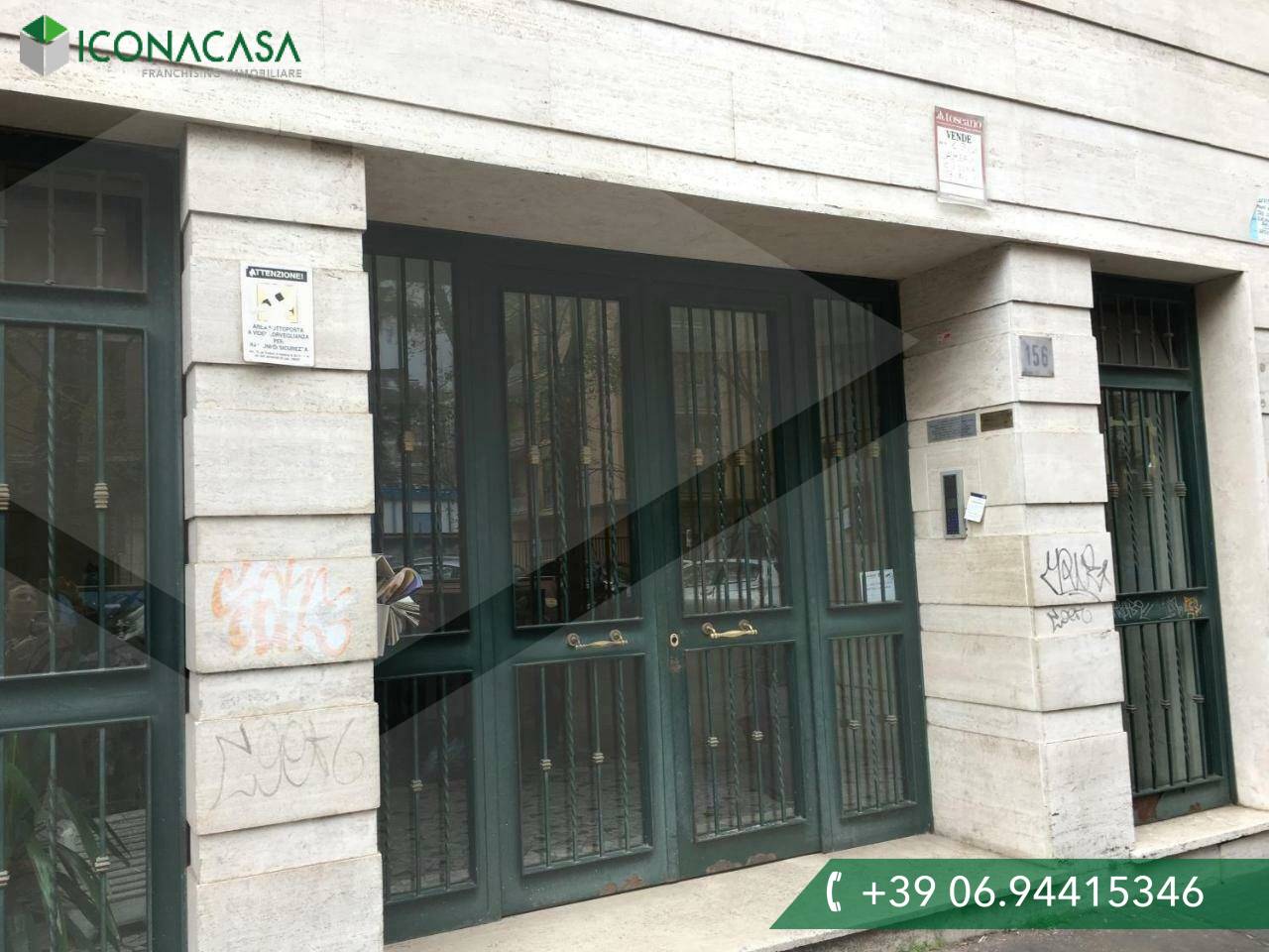 15m² Commercial property in Rome, Italy No. 31503