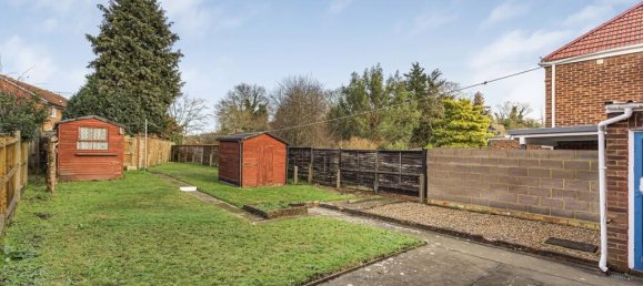 3 bedrooms House in Isleworth, United Kingdom No. 8496 17