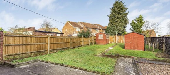 3 bedrooms House in Isleworth, United Kingdom No. 8496 7