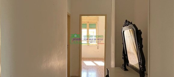 7-salle Appartement à Modica, Italy No. 62229 16