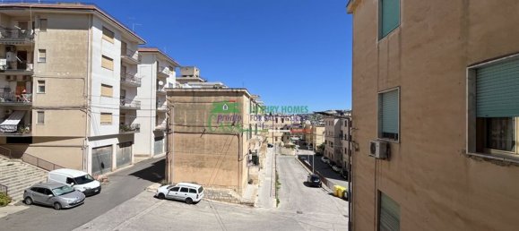 7-salle Appartement à Modica, Italy No. 62229 8