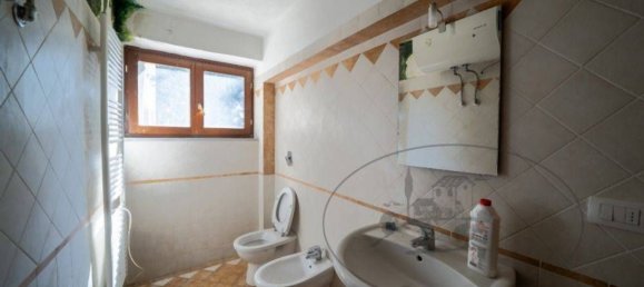 Дом с 23 спальнями в Фильине и Инчиза Вальдарно, Италия № 335751 4