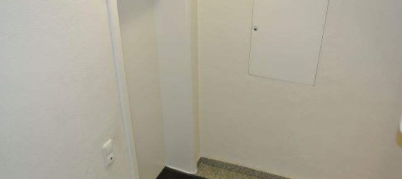 Здание с 18 комнатами в Мюльхайм ан дер Рур, Германия № 303767 9