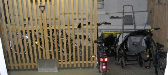 Здание с 18 комнатами в Мюльхайм ан дер Рур, Германия № 303767 8