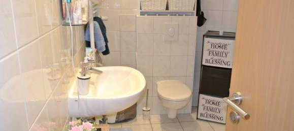 Здание с 18 комнатами в Мюльхайм ан дер Рур, Германия № 303767 21