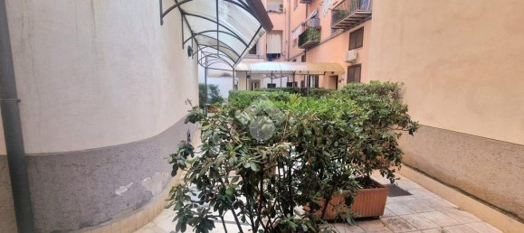 2 rooms Office in Palermo, Italy No. 271804 10