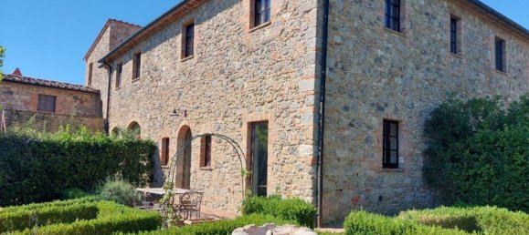 2 Schlafzimmer Wohnung in Volterra, Italy, Nr. 394 5