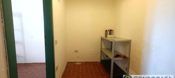 3 bedrooms House in Ponsacco, Italy No. 380634 4