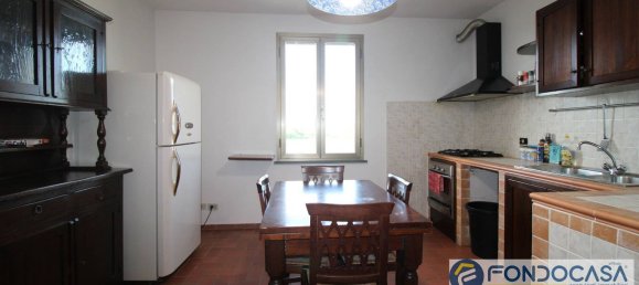 3 bedrooms House in Ponsacco, Italy No. 380634 14