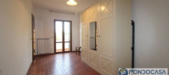 3 bedrooms House in Ponsacco, Italy No. 380634 19