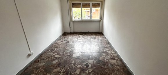5 rooms House in Ciampino, Italy No. 190636 8