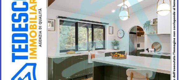 5 bedrooms House in Benevento, Italy No. 295227 40