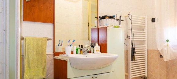 3 rooms Apartment in Pomezia, Italy No. 206263 9