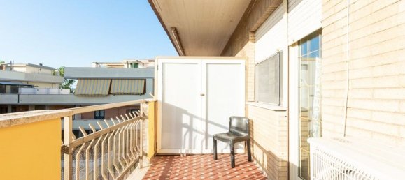 3 rooms Apartment in Pomezia, Italy No. 206263 32