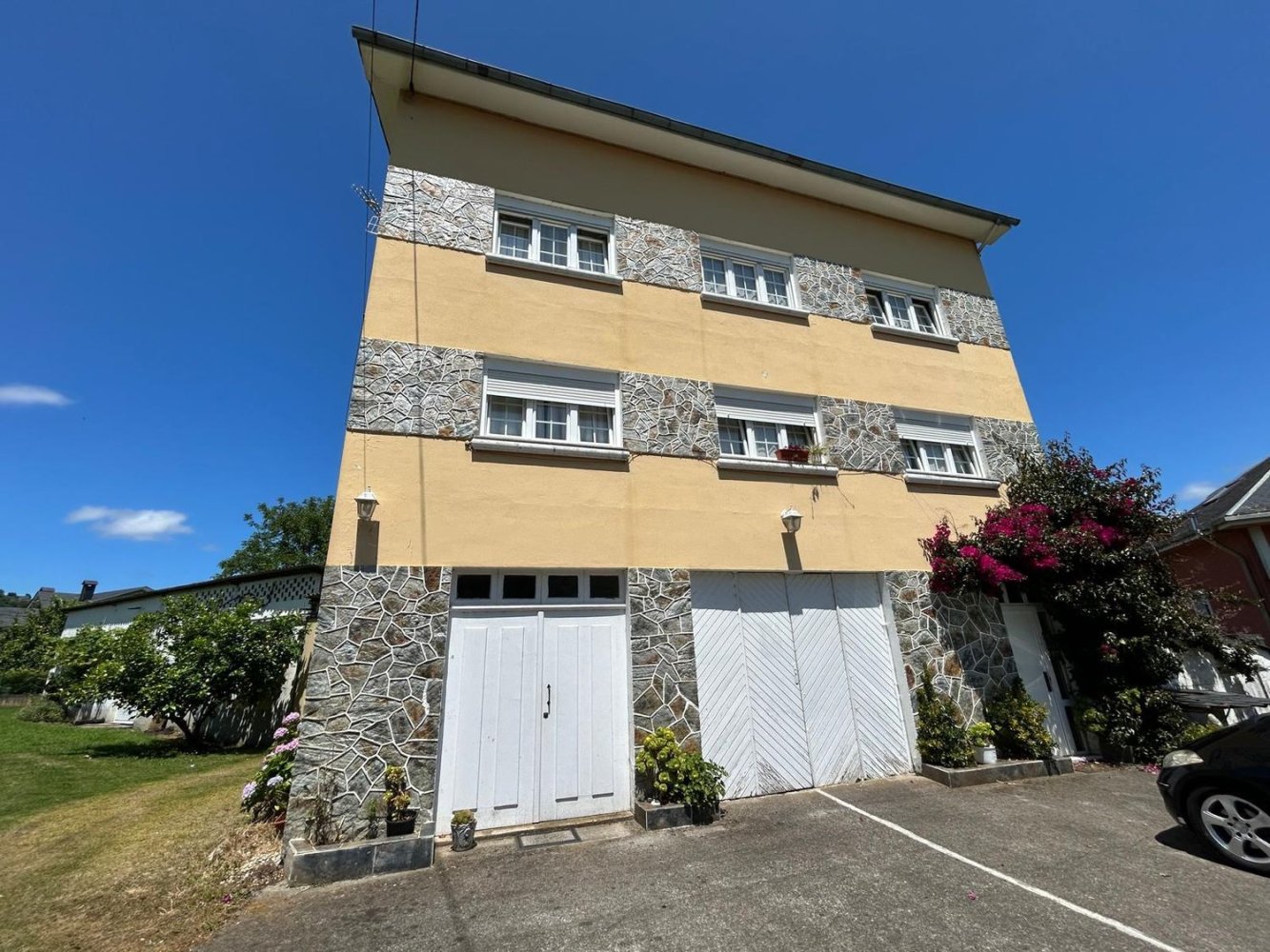 6 bedrooms House in Valdes, Spain No. 154895