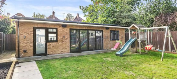 5 bedrooms House in Whetstone, United Kingdom No. 6690 29