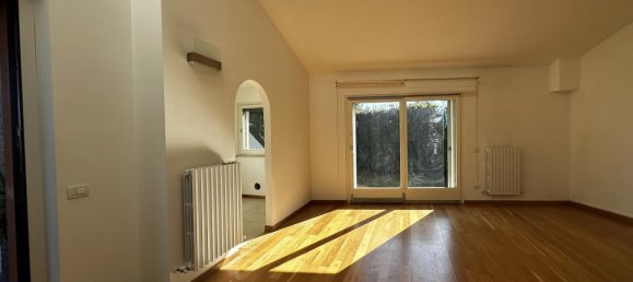 3 rooms House in Offagna, Italy No. 14597 5