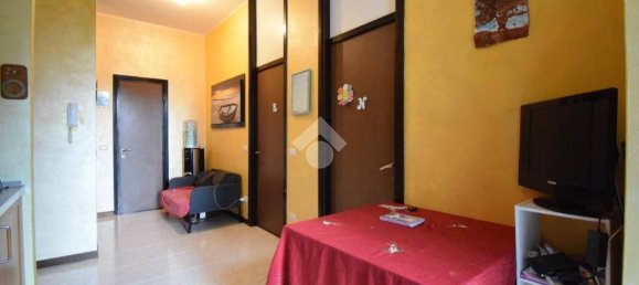 Apartamento de 1 dormitorio en Brugherio, Italy No. 193152 8