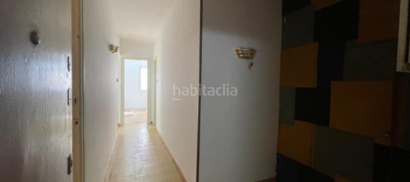 3 bedrooms Apartment in L'Hospitalet de Llobregat, Spain No. 170430 16