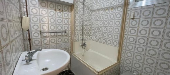 3 bedrooms Apartment in L'Hospitalet de Llobregat, Spain No. 170430 30