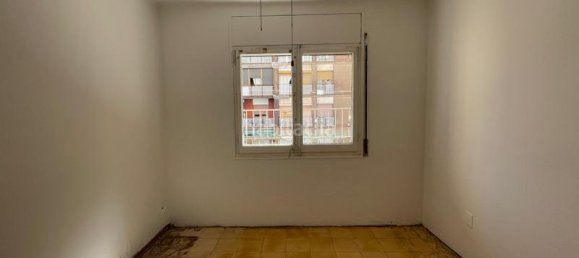 3 bedrooms Apartment in L'Hospitalet de Llobregat, Spain No. 170430 14