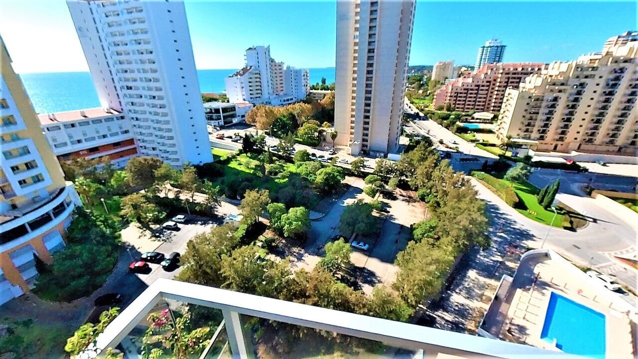 2 bedrooms Apartment in Portimao, Portugal No. 352915