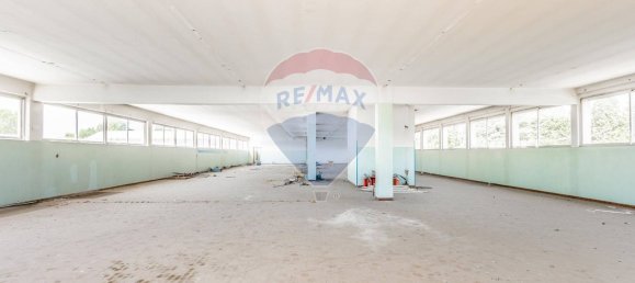 812m² Warehouse in Solbiate Arno, Italy No. 58252 15