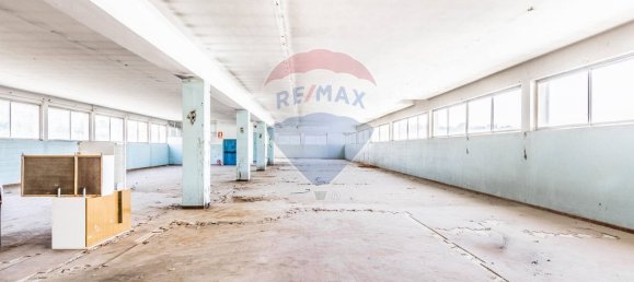 812m² Warehouse in Solbiate Arno, Italy No. 58252 4