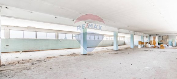 812m² Warehouse in Solbiate Arno, Italy No. 58252 10