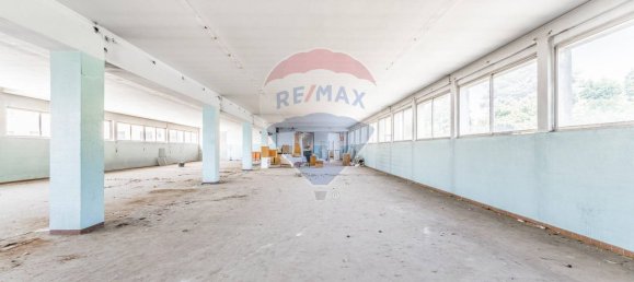 812m² Warehouse in Solbiate Arno, Italy No. 58252 9