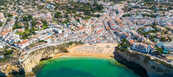 Дом с 4 спальнями в Лагоа, Португалия № 134795 9