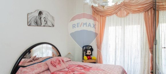 7 rooms Apartment in Adrano, Italy No. 154511 5