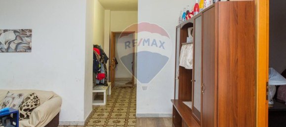 7 rooms Apartment in Adrano, Italy No. 154511 8