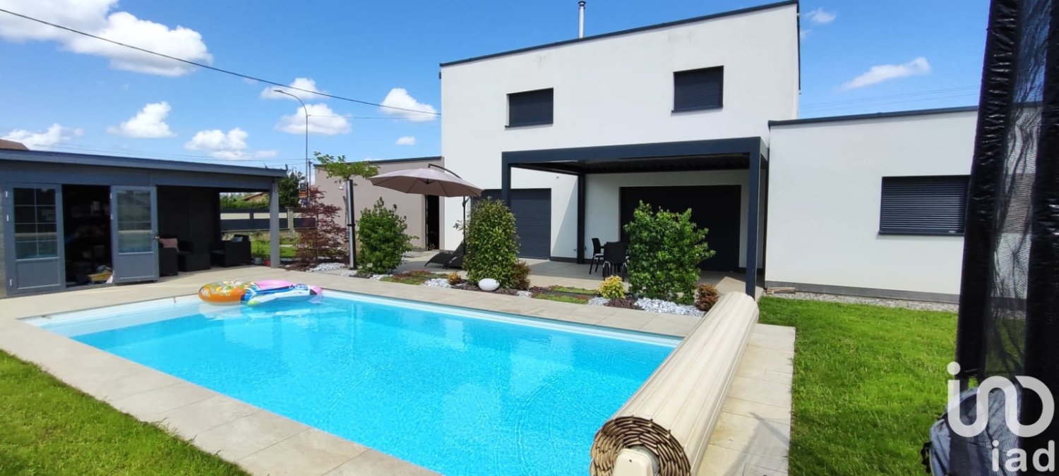 4 Schlafzimmer Haus in Bisel, France, Nr. 323209