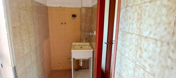 3 rooms Apartment in Catania, Italy No. 279491 5