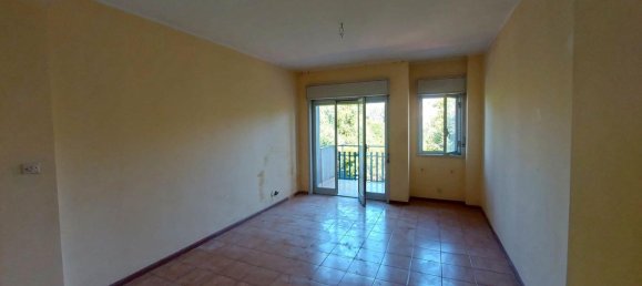 3 rooms Apartment in Catania, Italy No. 279491 10