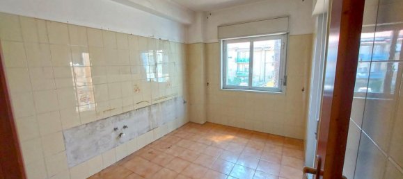 3 rooms Apartment in Catania, Italy No. 279491 2