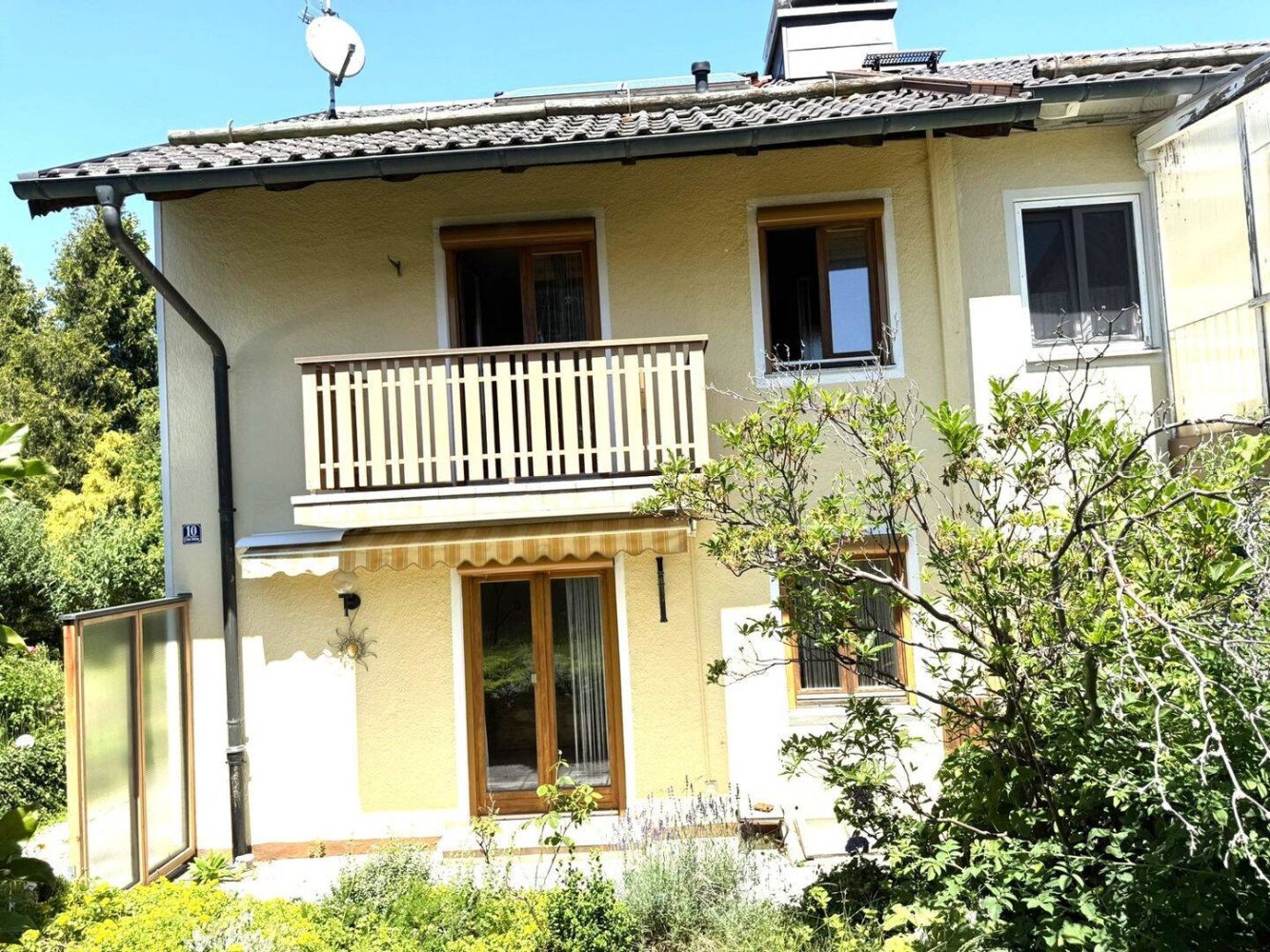 Adosado de 3 dormitorios en Traunstein, Germany No. 357275