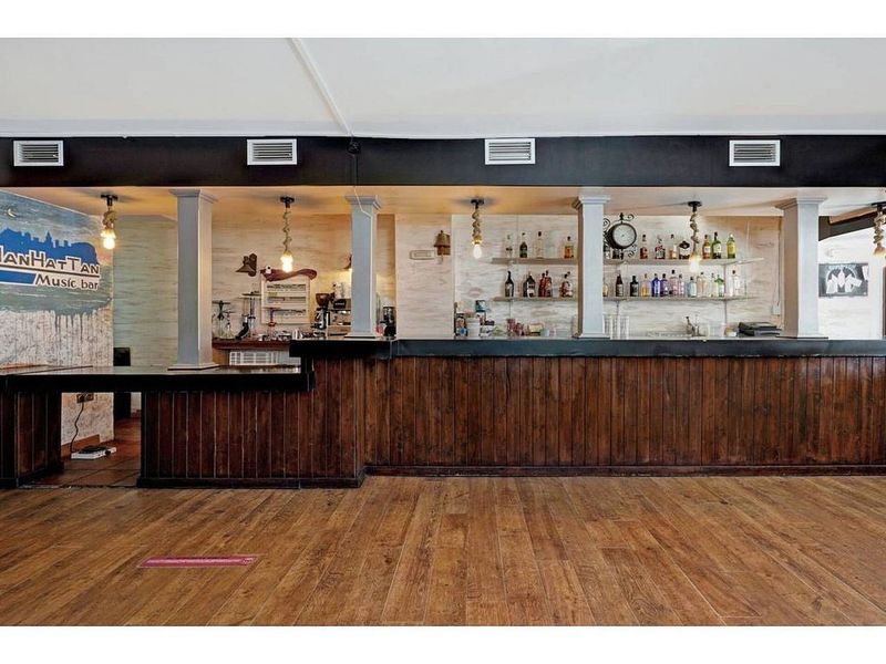 1 bedroom Commercial property in Calahonda, Spain No. 180142