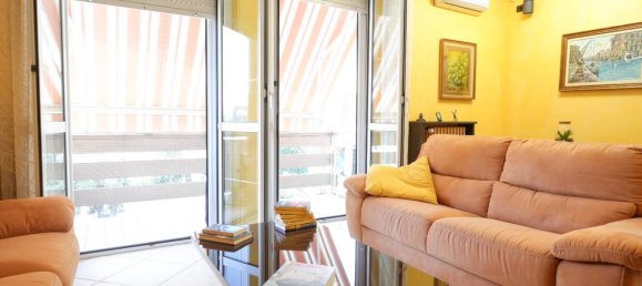 3 bedrooms Apartment in Cologno Monzese, Italy No. 295499 5