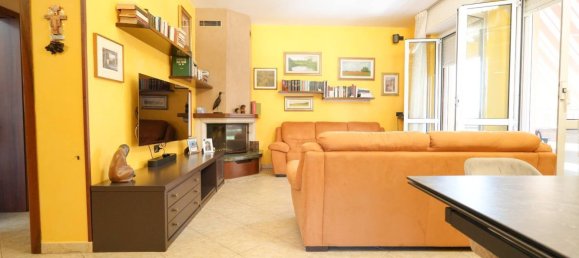 3 bedrooms Apartment in Cologno Monzese, Italy No. 295499 4