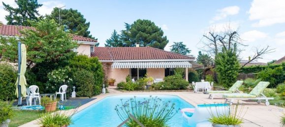 8 rooms House in Ain, France No. 309243 2