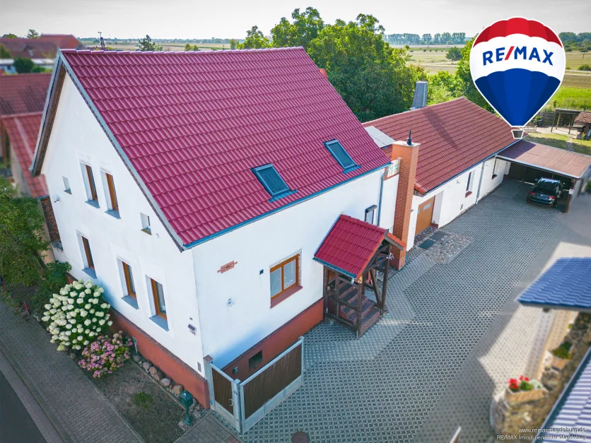 Таунхаус с 4 спальнями в Бёрде, Германия № 356439