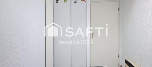 65m² Commercial property in Freyming-Merlebach, France No. 155318 8