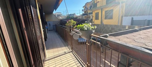 Apartamento de 3 dormitorios en Castello di Cisterna, Italy No. 344917 5