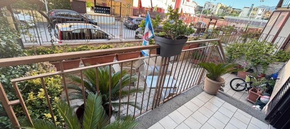 Apartamento de 3 dormitorios en Castello di Cisterna, Italy No. 344917 17