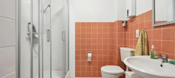 Studio in Solingen, Germany No. 9301 7