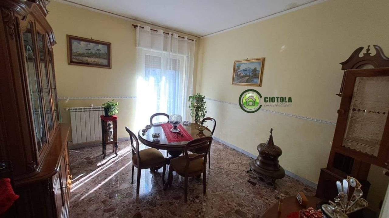 Apartamento de 2 divisões em Naples, Italy N.º 26787