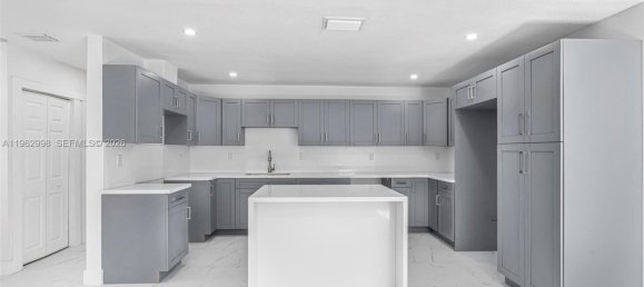 5 bedrooms Villa for sale in Miami, Miami-Dade, Florida, USA № 614303 8
